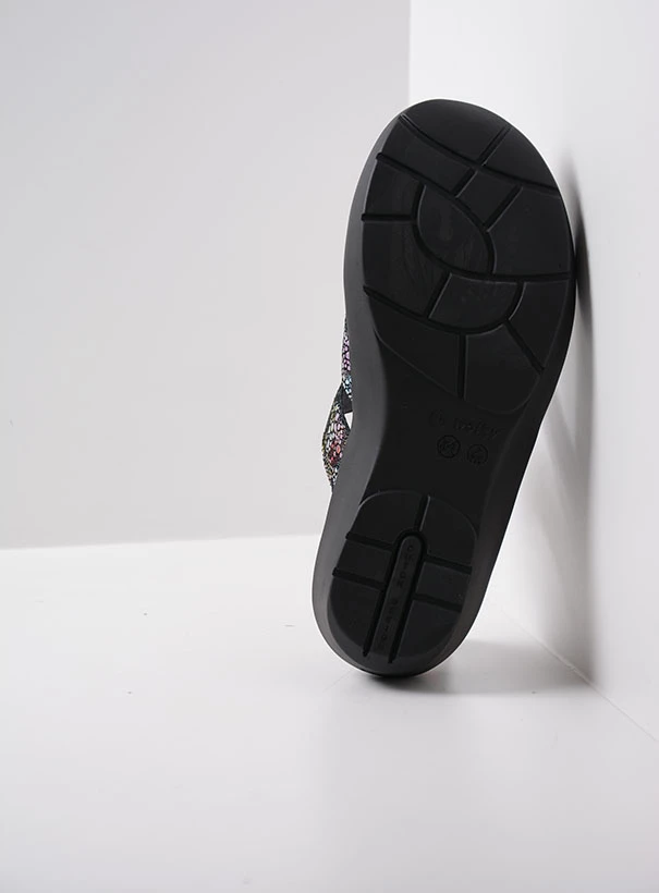 wolky slippers 00202 hobie 49970 zwart multi suede sole
