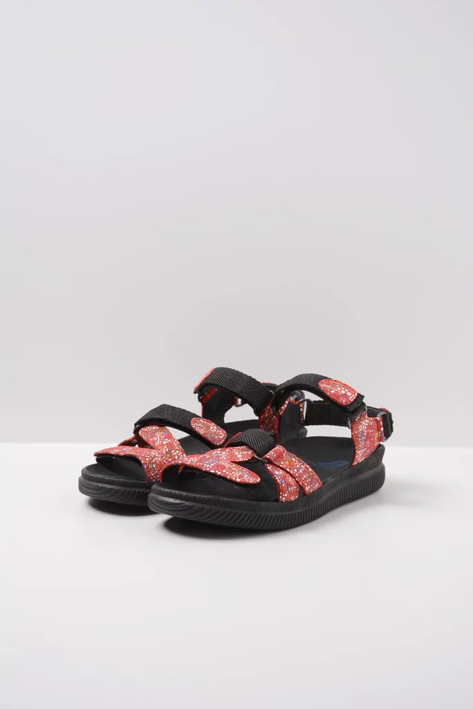 wolky sandalen 00720 action lady 42500 rood mosaic suede front