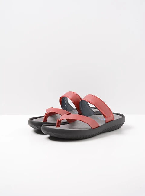 wolky slippers 00880 tahiti 31500 rood leer front