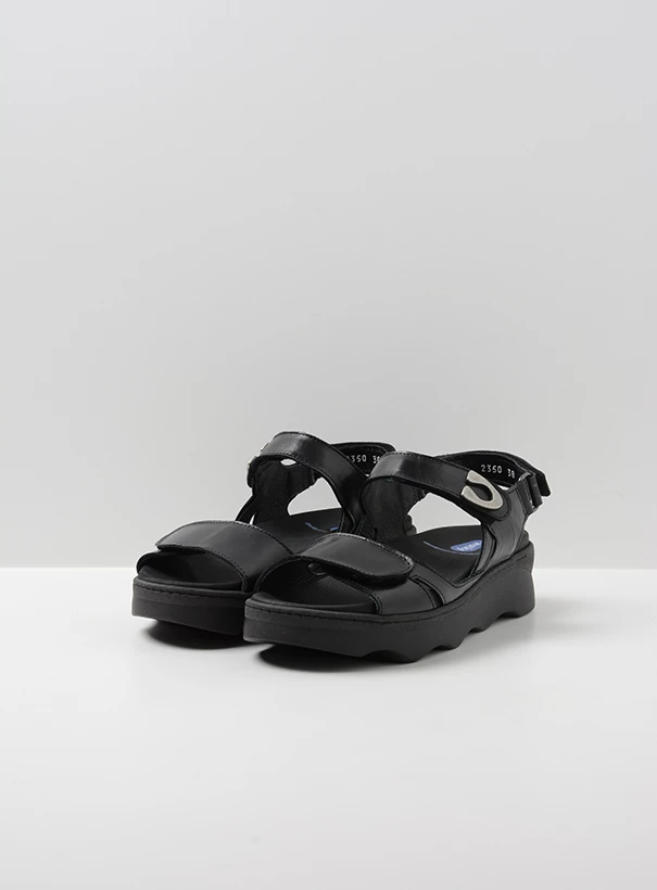 wolky sandalen 02350 medusa 33000 zwart leer front