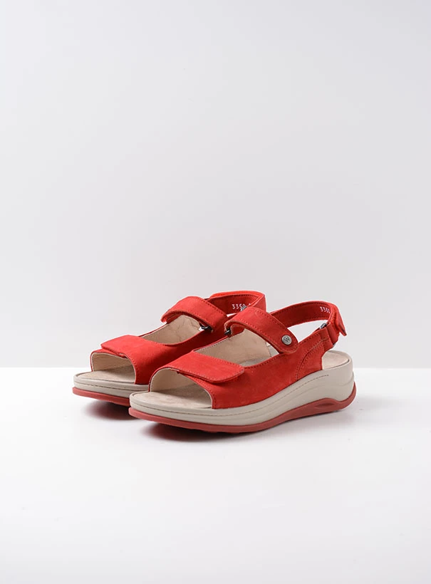 wolky sandalen 03350 adura 10570 rood nubuck front