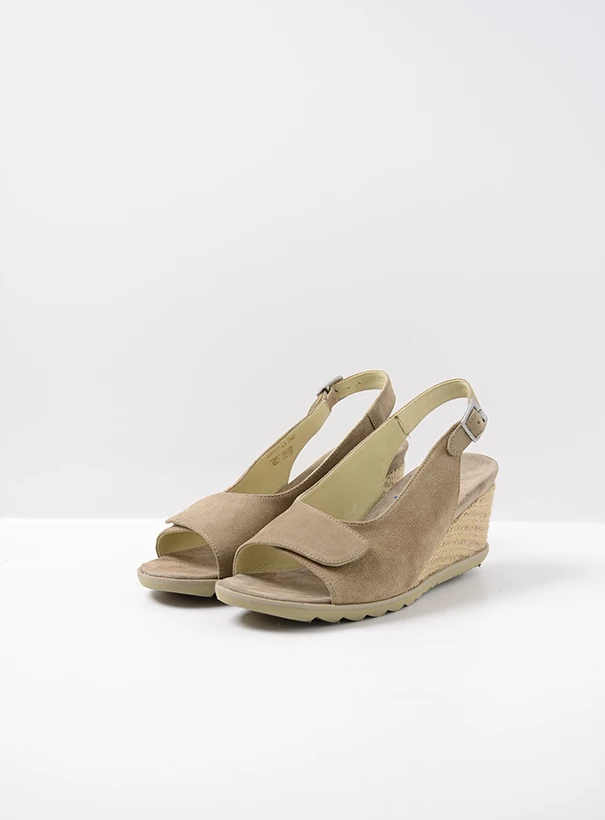 wolky sandalen 04680 murcia 40150 taupe suede front